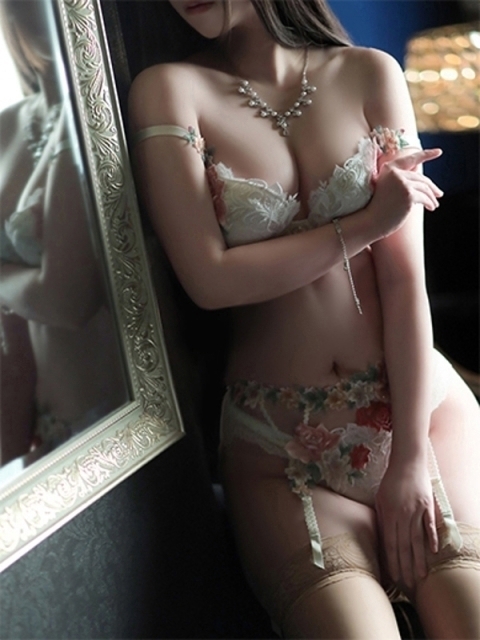 さとみ　清楚かつ抜群の透明感2